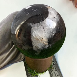 Esfera de Turmalina Negra al por Mayor – Bola de Cristal de Alta Calidad para Sanación, Conexión con la Tierra y Decoración del Hogar - Product Image 4