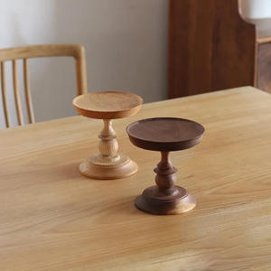 Base Redonda de Madera Ecológica Hecha a Mano para Tartas, Apta para Lavavajillas, Ideal para Cumpleaños y Postres - Product Image 5