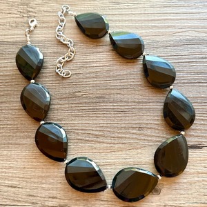 Collier en résine artisanale, bijoux modernes en résine époxy, collier élégant et tendance, cadeau pour femmes - Product Image 3