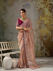 Saris en soie élégants pour femmes, vêtements de fête, fournisseur en gros d'Inde, tissu respirant et prix abordables - Product Image 1