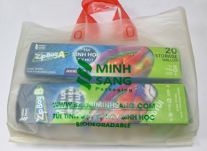 Sac alimentaire réutilisable à double fermeture éclair, conçu pour l'emballage de produits en vrac, offrant une résistance aux fuites et une utilisation durable - Product Image 2