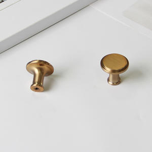 Tiradores de Gabinete Redondos Modernos de Aleación de Zinc con Acabado Dorado Cepillado, Directo de Fábrica, para Cocina y Armario - Product Image 1