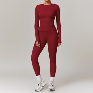 Conjunto de Yoga Premium de Alto Rendimiento, Ropa Deportiva Transpirable y Elástica - Product Image 4