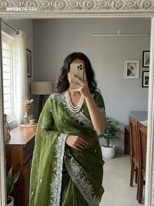 Sari de satén Fendy exclusivo de color increíble y aspecto magnífico con bordado de lentejuelas a precio de mayorista - Product Image 2