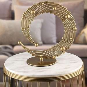 Escultura Metálica Geométrica Abstracta con Base Negra, Adorno Decorativo Hecho a Mano para el Hogar, Oficina y Sala de Estar - Product Image 5