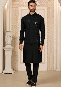 Ensemble homme en soie romaine : Kurta, pantalon et veste Koti ornée de sequins – Tenue raffinée pour fêtes et célébrations de mariage GX 197 -DC - Product Image 3