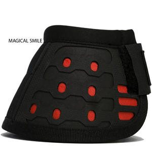 Protège-jambes pour chevaux de haute qualité, résistants à l'eau et séchant rapidement, pour une protection et une adhérence exceptionnelles de votre cheval. - Product Image 6