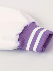 Chaqueta Deportiva Unisex Color Morado y Blanco, Estilo Regular, Cierre de Botones, Color Sólido, Chaquetas de Béisbol - Product Image 2