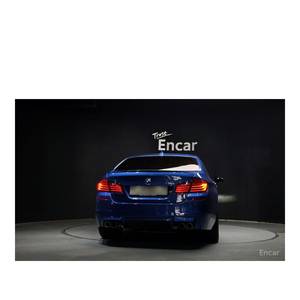 BMW M5 Sedán, abril de 2016, 22,193 km, volante a la izquierda - Product Image 4