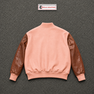 Chaqueta Varsity Rosa Personalizada con Mangas de Cuero Marrón, Chaqueta Bomber de Béisbol para Hombre, Chaqueta Universitaria de Primera Calidad - Product Image 6