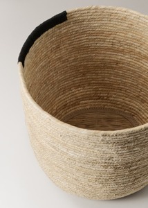 Ensemble de 2 paniers ronds en jonc de mer avec accents noirs, paniers de rangement faits à la main, vente en gros, écologiques, fabriqués au Vietnam - Product Image 4