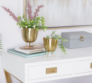 Pot à œufs en métal doré brossé avec support en métal, style mid-century modern glamour ou accent décoratif contemporain minimaliste, finition dorée - Product Image 1