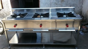 Cuisinière à gaz commerciale 4 brûleurs en acier inoxydable, cuisinière à gaz autonome, brûleur radiant, poste de cuisson pour cuisine d'hôtel, usage commercial - Product Image 3