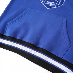 เสื้อสเวตเชิ้ตคอกลม Zeta Phi Beta Blue Crest ปักลายเชนิลล์ เสื้อผ้าชมรมพี่น้องชาวกรีก สำหรับทุกเพศ ผลิตจากผ้าฝ้ายพรีเมียม - Product Image 4