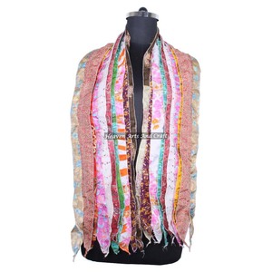 Écharpe vintage en soie à 10 bandes Patti pour filles SC011 – Stole tendance avec patchs de sari indien, écharpe réversible colorée - Product Image 3
