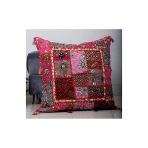 100% coton pompon brodé géométrique coussin moderne nouveau 18x18 pouces léger à la main Design Animal OEM ODM Service - Product Image 3