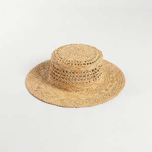 Nuevo Sombrero de Paja de Rafia Hecho a Mano con Diseño Calado, Copa Ancha y Borde Superior de Paja - Product Image 2