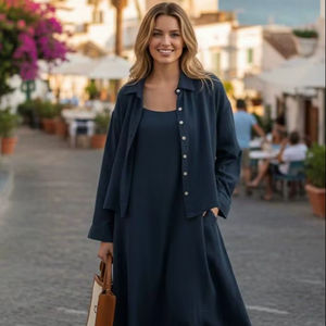 ชุดเดรสผ้าลินินสีพื้นแบบยาวทรงหลวมสไตล์มิดไนท์ลินิน  พร้อมเสื้อคลุมติดกระดุมแบบสบายๆ  ให้ความรู้สึกอบอุ่นดุจแสงแดด สำหรับผู้หญิง - Product Image 1