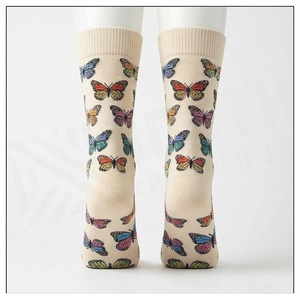 Chaussettes en coton respirant avec imprimé papillon coloré pour adultes, vêtements décontractés de printemps - Product Image 2