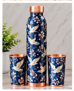 Juego de Botella de Agua Mediterránea de Cobre con 2 Tazas, Termo Metálico Portátil con Diseño Floral - Product Image 4