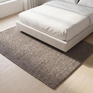Tapis classique gris taupe uni en laine, tissé à la main avec un design texturé bouclé, décoration de sol rustique et naturelle pour salons - Product Image 5