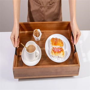 Bandeja Rectangular de Madera para Servir con Asas de Metal Negro y Bordes Elevados, Bandeja Grande Hecha a Mano para Desayuno o Comida, para Mesa de Comedor - Product Image 3