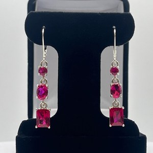 Boucles d'oreilles pendantes en argent sterling plaqué or avec rubis multi-coupes, pierre de naissance de juillet, bijou élégant et luxueux, cadeau pour femme, idéal pour les fêtes - Product Image 5