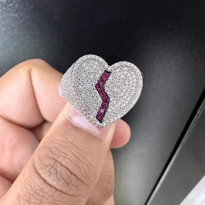 Bague de luxe en moissanite et diamant en forme de cœur brisé avec pierre de rubis, bijoux de mode - Product Image 3