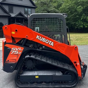 Chargeuse compacte sur chenilles Kubota SVL 75-2 d'origine, avec roulement et pompe, 75 kW, presque neuve, offrant des performances puissantes - Product Image 5