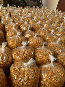 Tranches d'oignon séché du Vietnam, flocons de salsifilis frits pour assaisonnement, herbes aromatiques, flocons d'oignon croustillants dorés de qualité supérieure - Product Image 3
