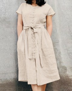 Robe midi en lin, col rond, manches courtes, coupe ample, couleur unie, respirante, décontractée, robe d'été pour femmes - Product Image 1