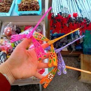 สินค้าขายดี ไม้ไผ่รักษ์โลก คุณภาพสูง แบบดั้งเดิม รูปทรงแมลงปอ |   เครื่องประดับตั้งโต๊ะทำมือจากวัสดุธรรมชาติสำหรับปีใหม่ - Product Image 6