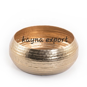 Modern Luxury Eco-Friendly Handmade Shiny Metal <b>Bowl</b> <b>Silver</b> Finished Home & Hotel Use Party Tabletop Fruit <b>Bowl</b> - Product Image 3