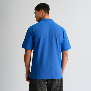 ผู้ผลิตเสื้อผ้า OEM เสื้อโปโลแขนสั้นผู้ชายทันสมัย ผ้าถัก ปักโลโก้และสีตามสั่ง เสื้อโปโลคอปกสำหรับผู้ชาย - Product Image 2
