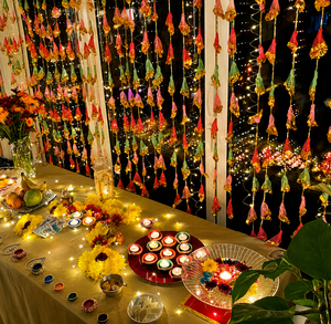 Décorations suspendues artisanales indiennes en filet Gota avec pompons pour mariage, Haldi, Mehendi, Diwali, temple domestique, toile de fond festive, Gota coloré - Product Image 4