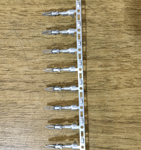 ขั้วต่อสายไฟรถยนต์ TE Connectivity / AMP 962876-1 รุ่น Receptacle Mating Tab ความกว้าง 0.063 นิ้ว [1.6 มม.] สำหรับสายไฟขนาด 20 17 AWG ของแท้ - Product Image 1