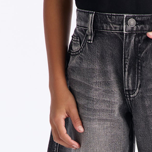 Ropa Casual Holgada de Moda Urbana para Niños con Diseño de Logotipo Personalizado, con Lazos para Cinturón y Cierre de Botón 2026 - Product Image 2
