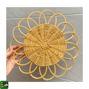 Set de table en rotin en forme de fleur, tressé à la main, pour la décoration de table à la maison, au restaurant, lors de fêtes et d'événements, fabriqué au Vietnam pour la décoration de la salle à manger. - Product Image 4