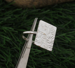 Anillo de Boda Clásico de Plata de Ley 925 para Mujer, Delicado, Apilable, de Alto Brillo, Joyería Minimalista - Product Image 3