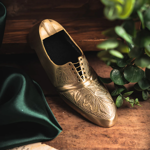 Juego de Vajilla de Lujo de Aluminio Premium con Patrón Floral Grabado a Mano |   Juego de Vajilla para Servir, Apto para Horno y Lavavajillas - Product Image 1