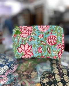 Portable <b>Vintage</b> Travel Makeup Bag for Women Premium Quality Thread Brush Bag Organizer Makeup Pouch Purse Cotton Canvas Zipper - Product Image 4