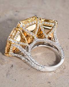 Anillo de Compromiso con Moissanita Corte Esmeralda, Plata de Ley 925, Bañado en Rodio, Engaste de Garras Romántico, Unisex, para Boda o Fiesta - Product Image 4