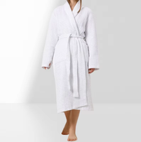 Peignoir Thermique Gaufré de Luxe 5 Étoiles en Coton 100% Noir pour Hôtel, Longueur Genou, Personnalisable avec Logo Brodé – Meilleure Vente
