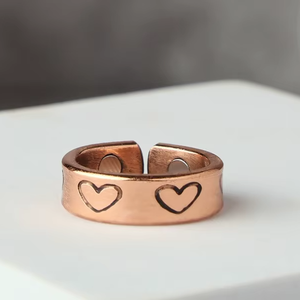 Anillo de Cobre de Estilo Antiguo - Diseño Martillado de Lujo para Equilibrio Energético, Hecho a Mano, Personalizable con Logotipo, Regalo para el Día de la Madre - Product Image 2