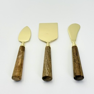 Cortador de Queso de Diseño Moderno y Único con Mango de Madera, Juego de Queso de Acero Inoxidable, Precio Más Bajo en India - Product Image 2