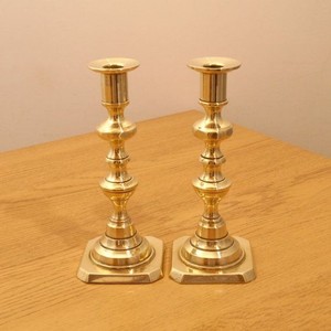 Candelabro de Aluminio Estilo Vintage para Decoración de Mesa y Exhibición en Estantes - Product Image 5