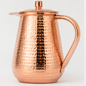 Carafe en cuivre martelé artisanal avec poignée, style vintage, pour usage domestique, bien-être ayurvédique, avec dôme intégré - Product Image 3