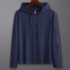 Fabricant de T-shirts de sport personnalisés à compression pour la gym, en coton, polyester et élasthanne de qualité supérieure, OEM, ODM, marque privée - Product Image 2