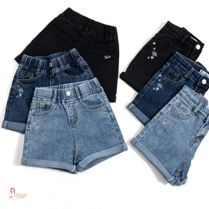 Shorts en jean délavé taille haute avec broderie pour filles, style décontracté, taille élastique, couleurs bleu et noir - Product Image 1