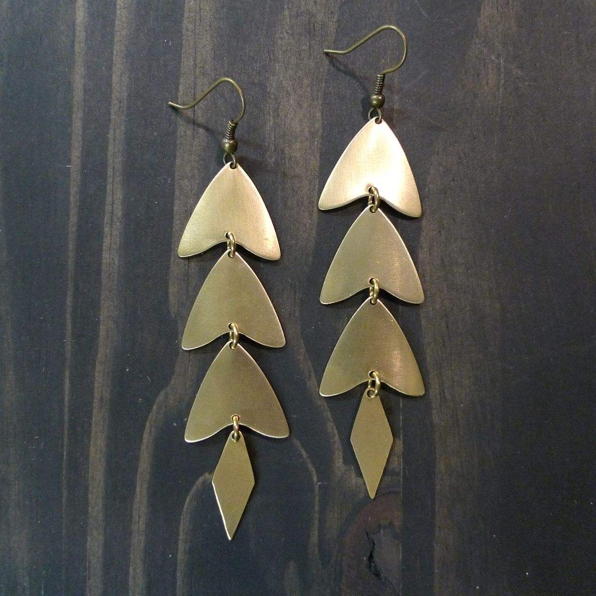 สีน้ำตาล